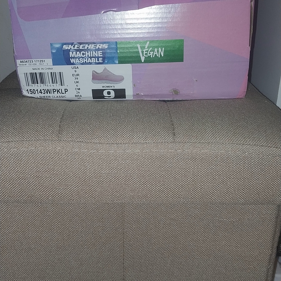 Skechers Women's Light Pink Sneakers - Picture 4 of 4